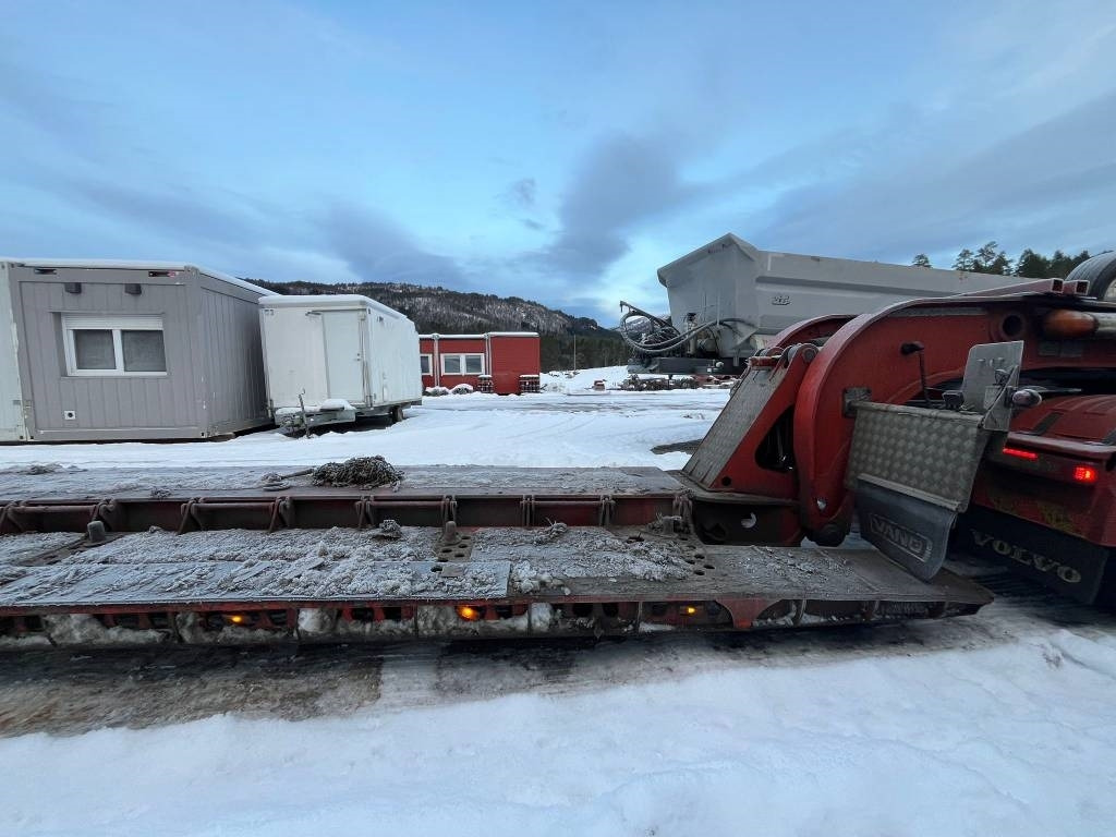 Vang ATHLS 3+1 Volvo FH16 750 Heavy Haul 8x2 - Semirimorchio pianale ribassato: foto 5 Vang ATHLS 3+1 Volvo FH16 750 Heavy Haul 8x2 - Semirimorchio pianale ribassato: foto 5