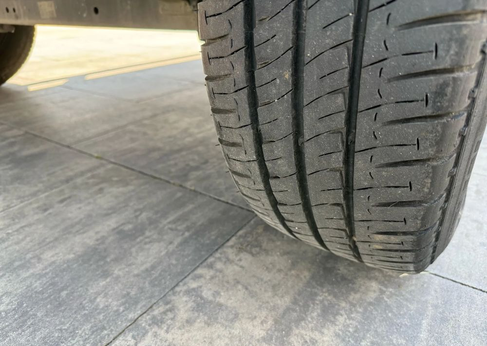 Furgone box Renault Master: foto 16