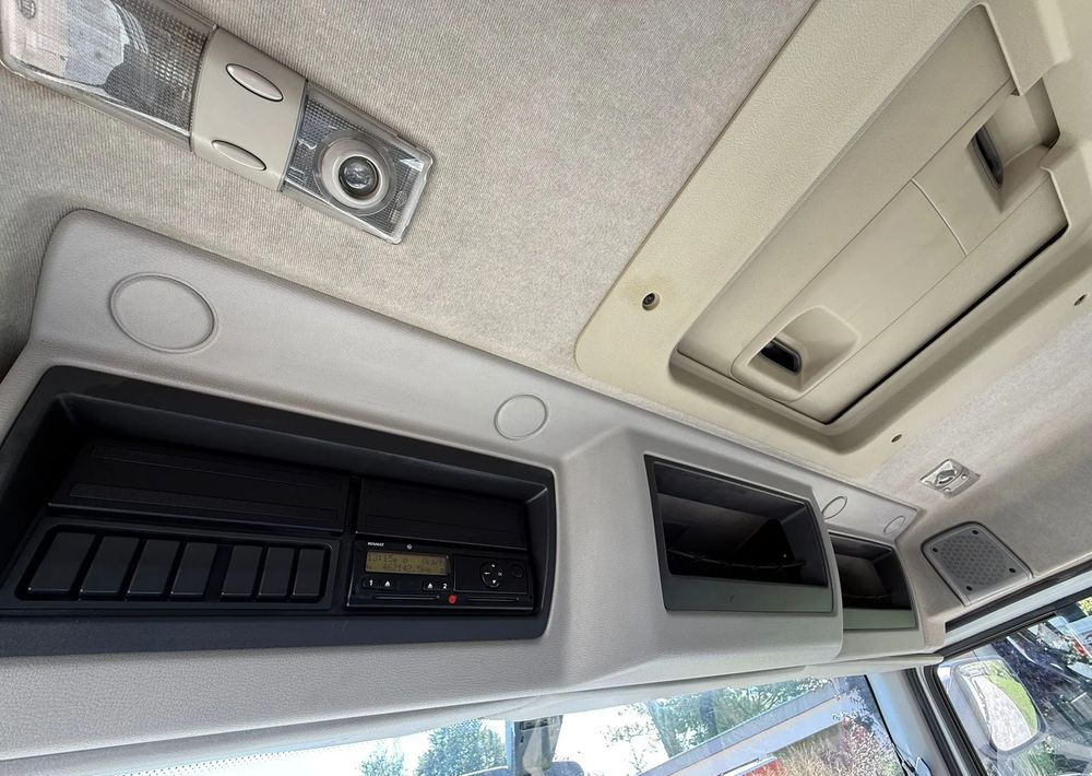 Leasing di  Renault Premium 280 DXI Renault Premium 280 DXI: foto 12