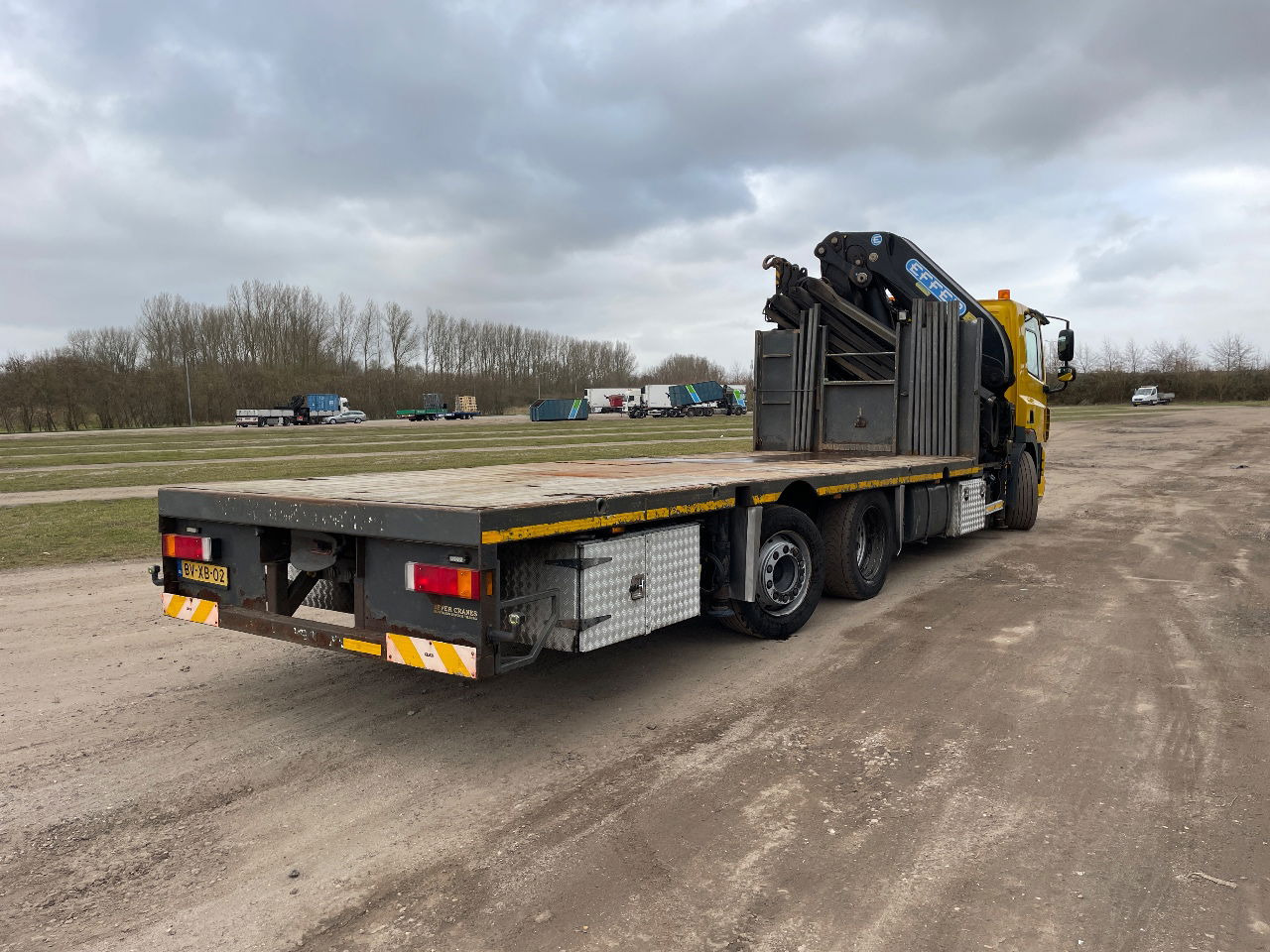 DAF 85.410 Met Effer 470 6s laadkraan ladekran loadercrane crane palfinger hiab fassi - Camion con gru: foto 4 DAF 85.410 Met Effer 470 6s laadkraan ladekran loadercrane crane palfinger hiab fassi - Camion con gru: foto 4
