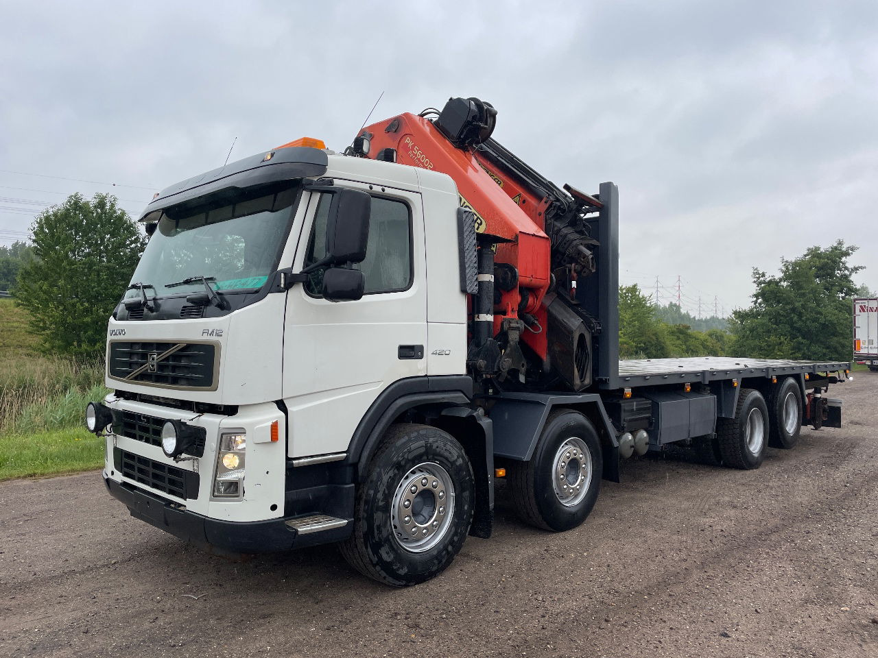 Volvo FM 12.420 with palfinger PK56002 with jib and winch, excellent condition - Camion con gru: foto 3 Volvo FM 12.420 with palfinger PK56002 with jib and winch, excellent condition - Camion con gru: foto 3