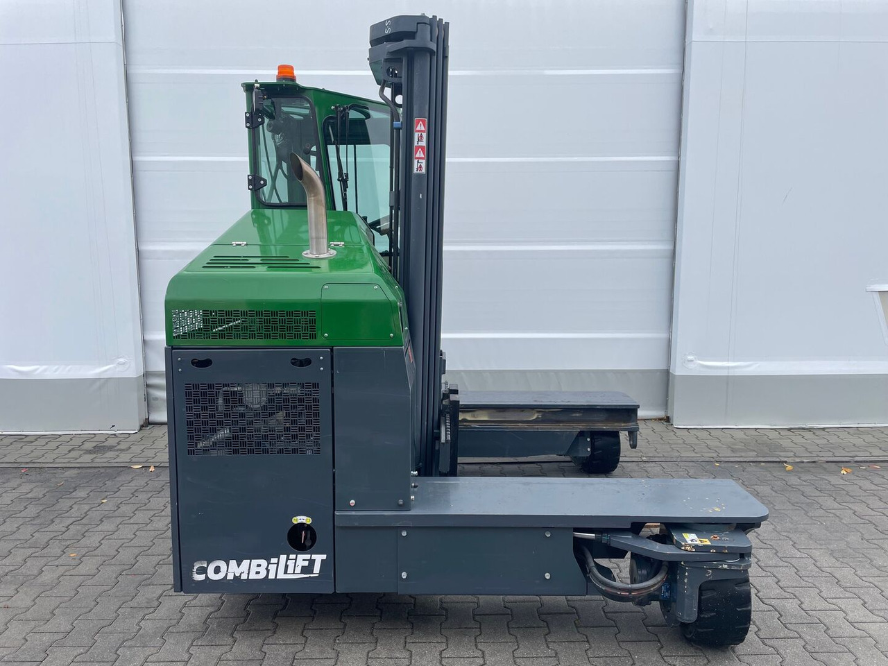 Combilift C4000 - Elevatore 4 vie: foto 2 Combilift C4000 - Elevatore 4 vie: foto 2
