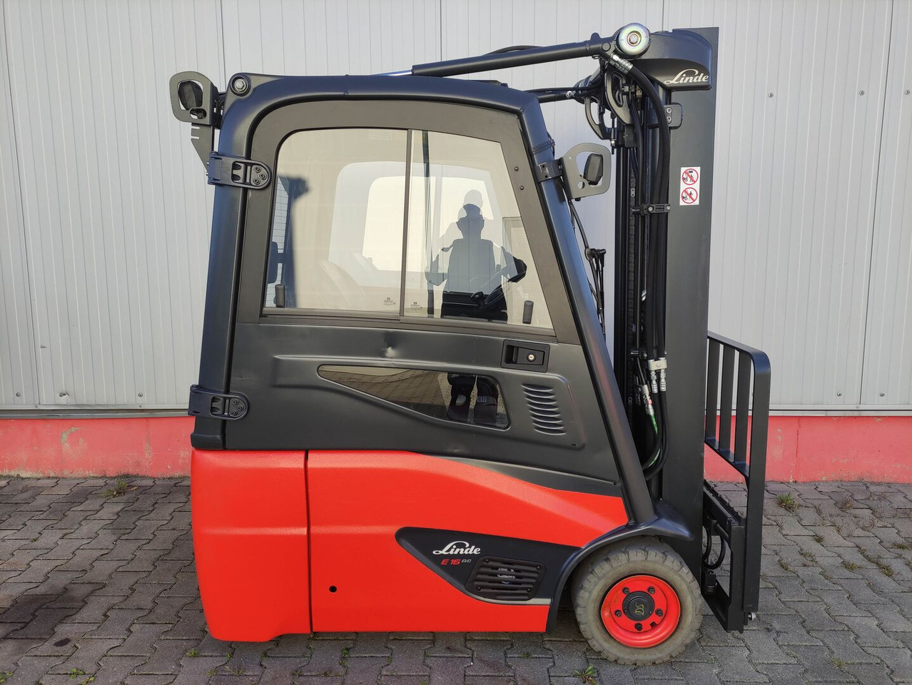 Linde E16-02-386 EVO - Carrello elevatore elettrico: foto 2 Linde E16-02-386 EVO - Carrello elevatore elettrico: foto 2