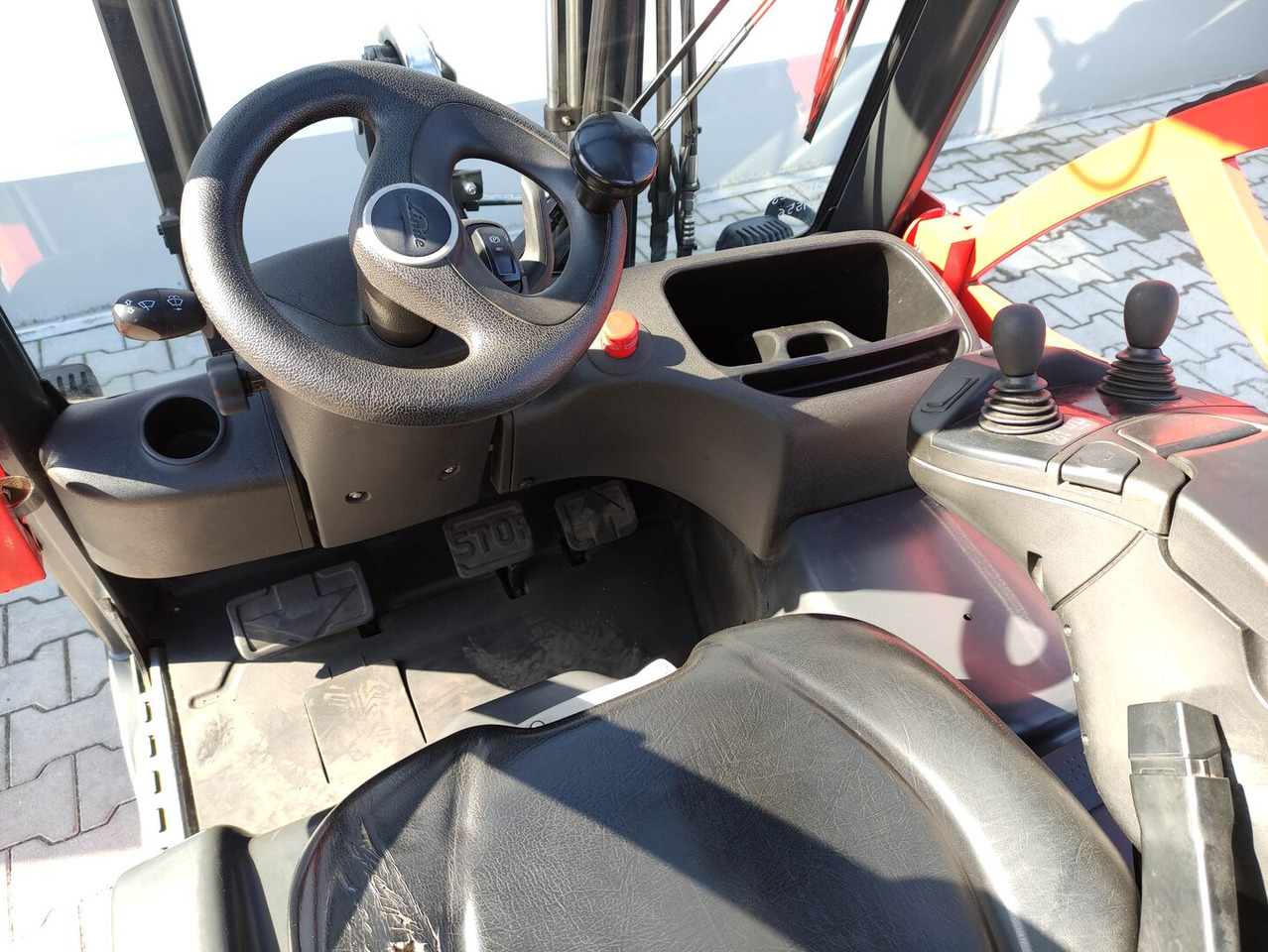 Linde E16-02-EVO-386 - Carrello elevatore elettrico: foto 5 Linde E16-02-EVO-386 - Carrello elevatore elettrico: foto 5