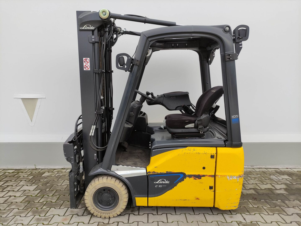 Linde E16-C-02-387 EVO - Carrello elevatore elettrico: foto 1 Linde E16-C-02-387 EVO - Carrello elevatore elettrico: foto 1