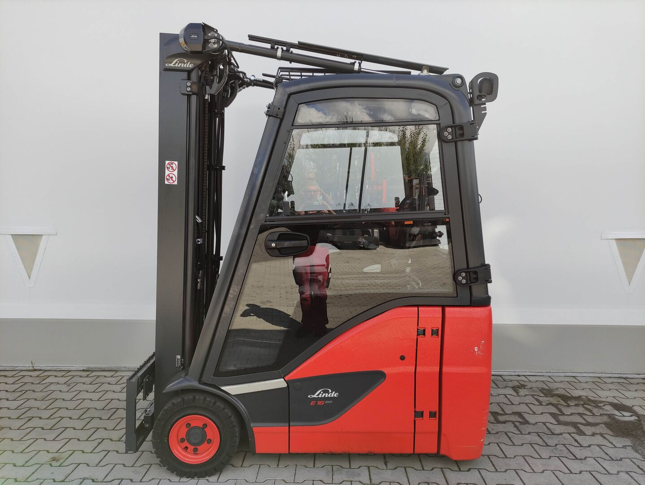 Linde E16H-02-386-EVO - Carrello elevatore elettrico: foto 1 Linde E16H-02-386-EVO - Carrello elevatore elettrico: foto 1