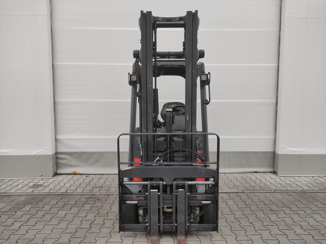 Linde E16PH-02-386 EVO - Carrello elevatore elettrico: foto 3 Linde E16PH-02-386 EVO - Carrello elevatore elettrico: foto 3