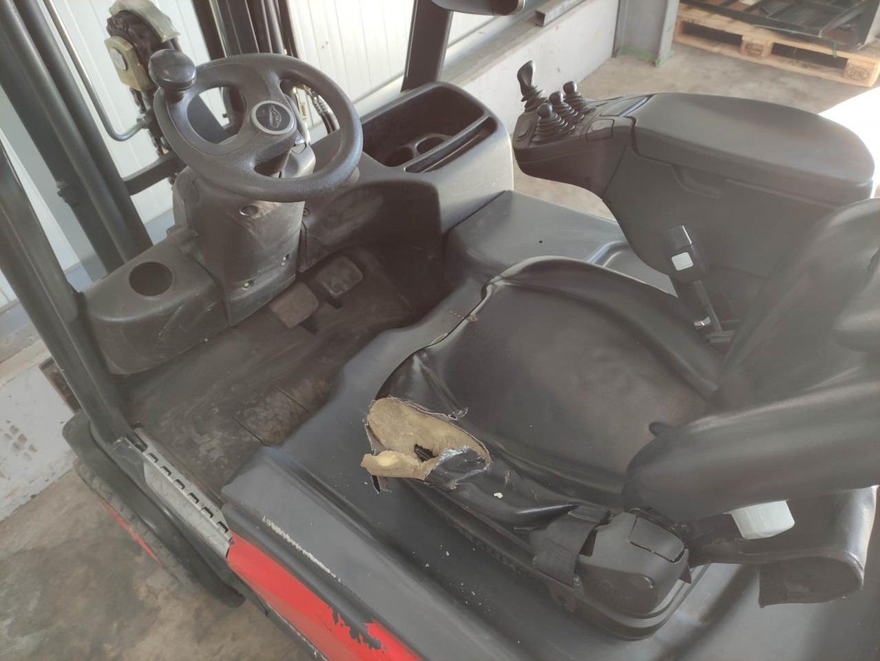 Linde E18L-02-386 - Carrello elevatore elettrico: foto 5 Linde E18L-02-386 - Carrello elevatore elettrico: foto 5