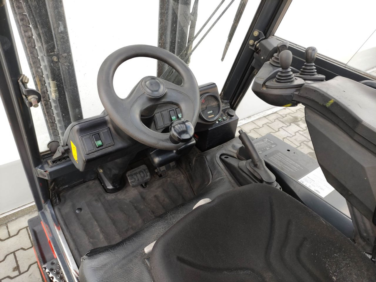 Linde E20-335 - Carrello elevatore elettrico: foto 5 Linde E20-335 - Carrello elevatore elettrico: foto 5