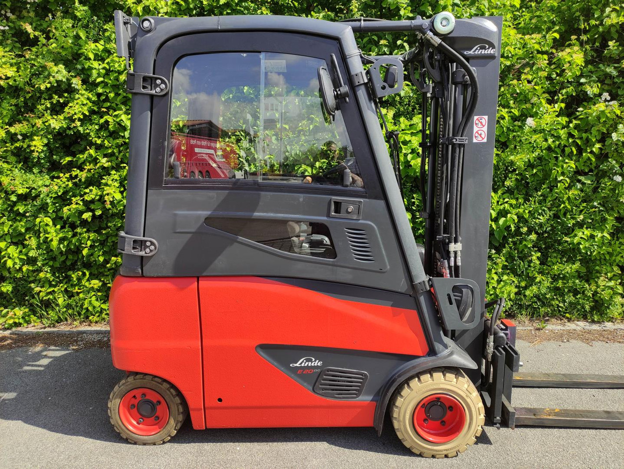Linde E20PH-02-386-EVO - Carrello elevatore elettrico: foto 2 Linde E20PH-02-386-EVO - Carrello elevatore elettrico: foto 2
