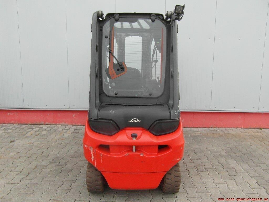 Linde E30-01-387 - Carrello elevatore elettrico: foto 4 Linde E30-01-387 - Carrello elevatore elettrico: foto 4
