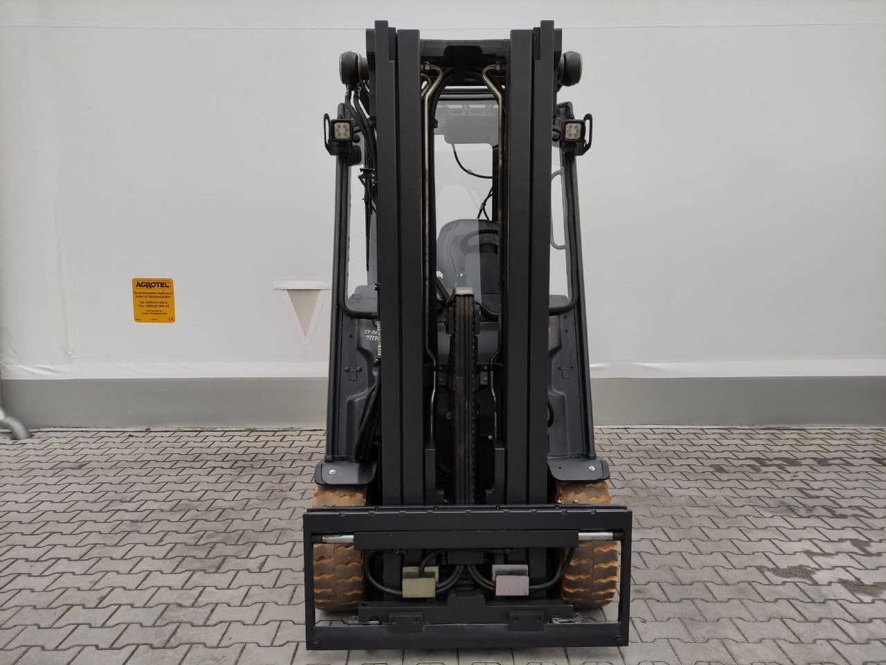 Linde E30HL-01/600-387 (M) - Carrello elevatore elettrico: foto 3 Linde E30HL-01/600-387 (M) - Carrello elevatore elettrico: foto 3
