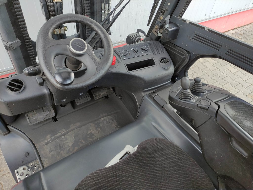 Linde E30L-01-387 - Carrello elevatore elettrico: foto 5 Linde E30L-01-387 - Carrello elevatore elettrico: foto 5