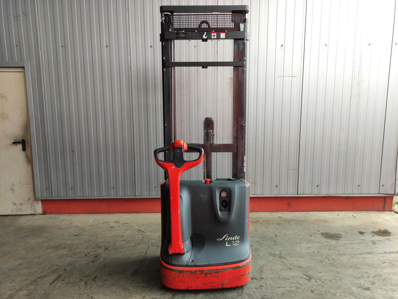 Linde L12 - Stoccatore: foto 4 Linde L12 - Stoccatore: foto 4