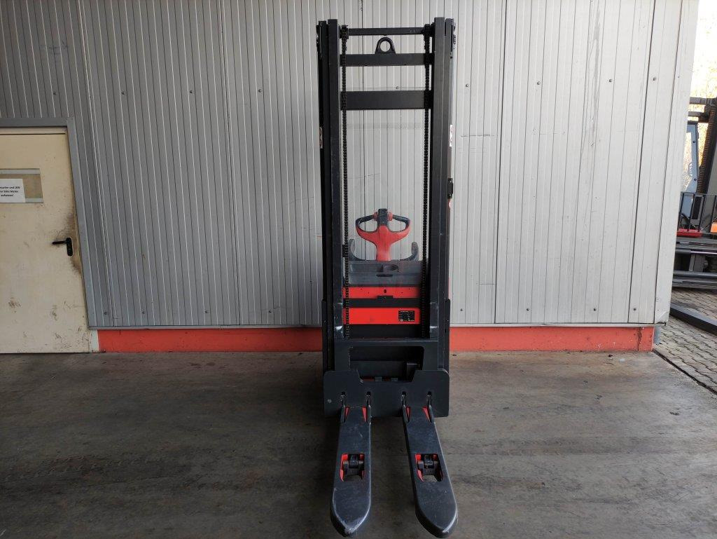 Linde L14-APi-1173 - Stoccatore: foto 4 Linde L14-APi-1173 - Stoccatore: foto 4