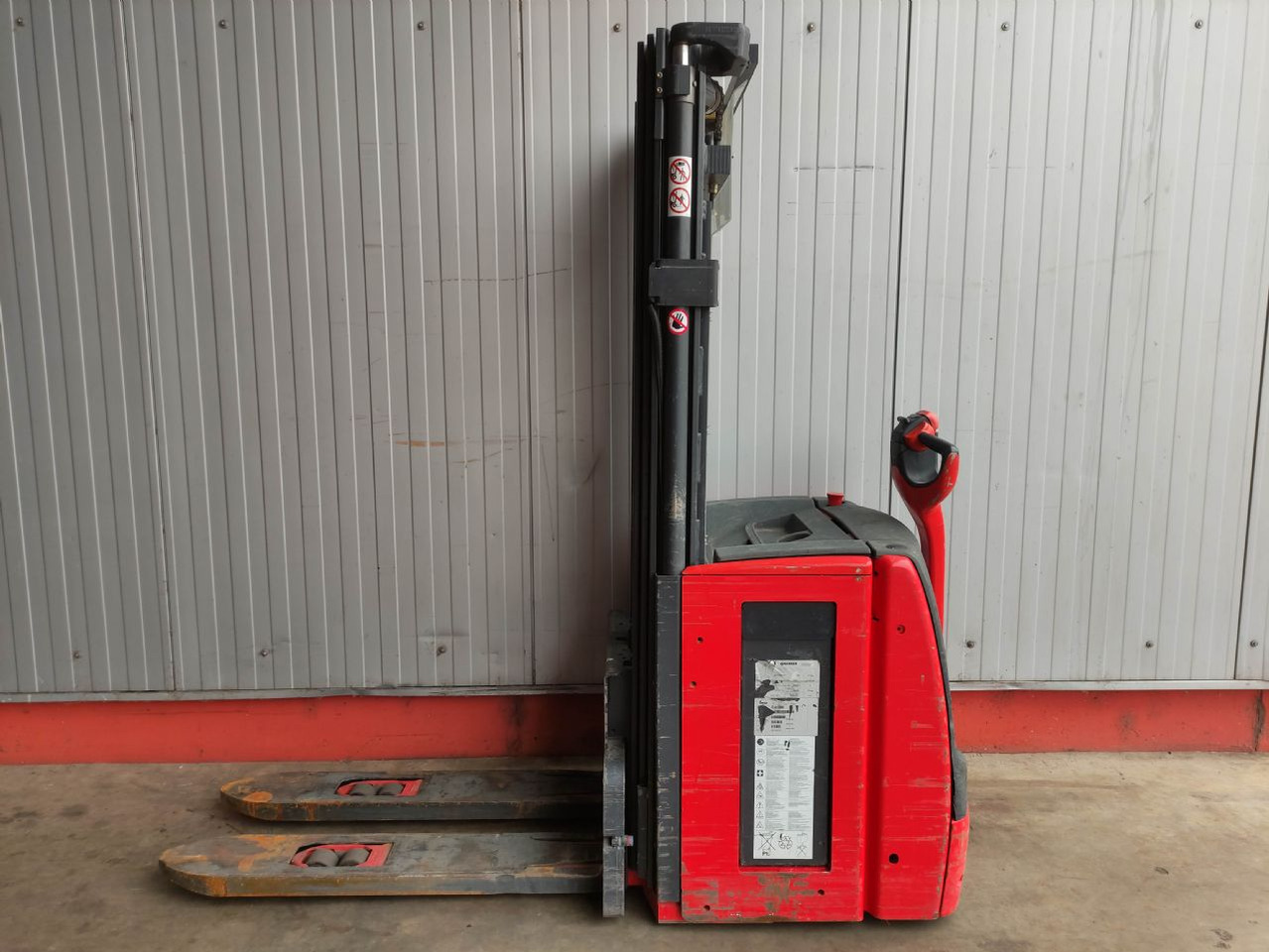 Linde L20-1173 - Stoccatore: foto 1 Linde L20-1173 - Stoccatore: foto 1