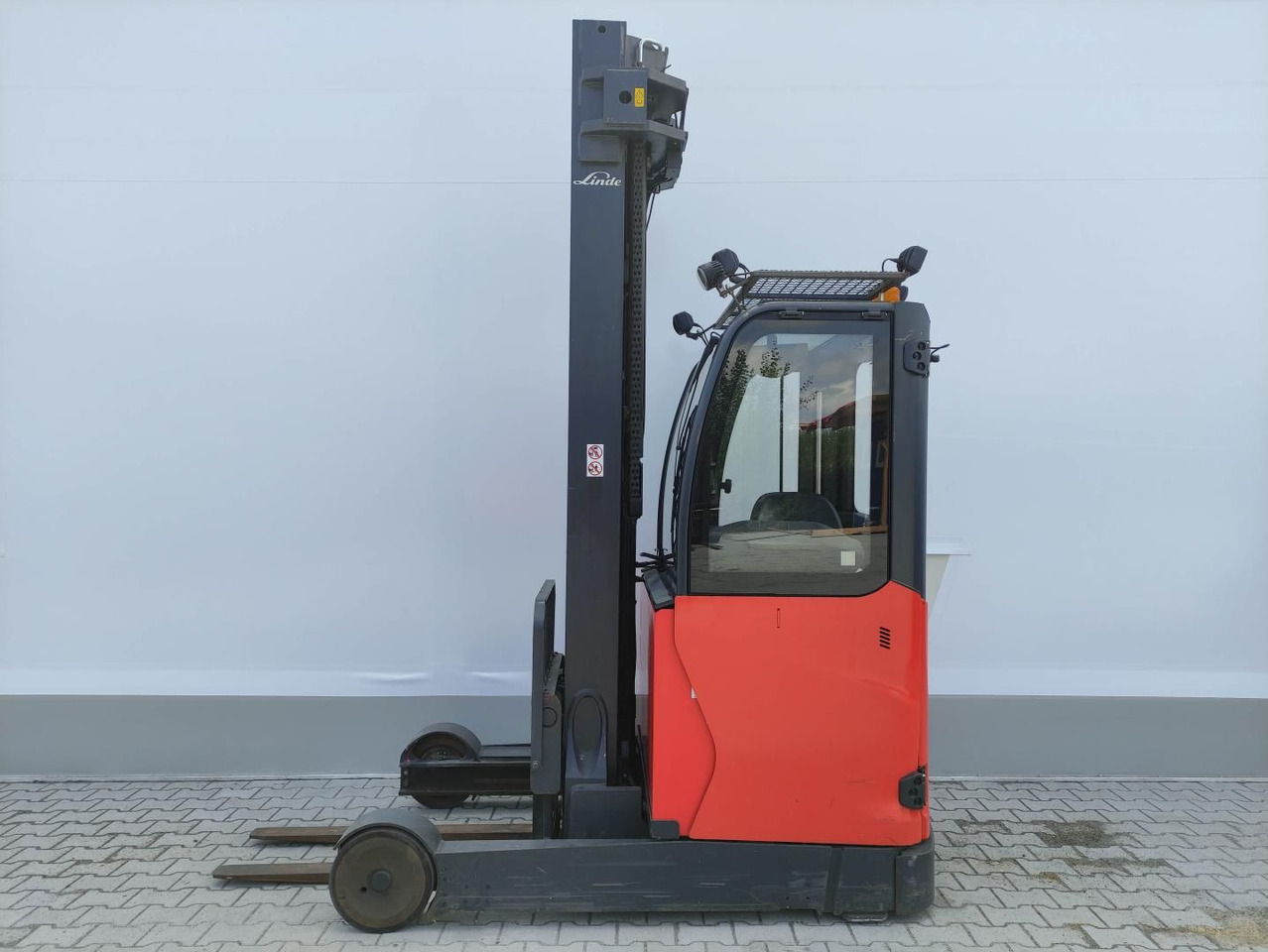 Linde R25-01-112 - Carrello retrattile: foto 1 Linde R25-01-112 - Carrello retrattile: foto 1