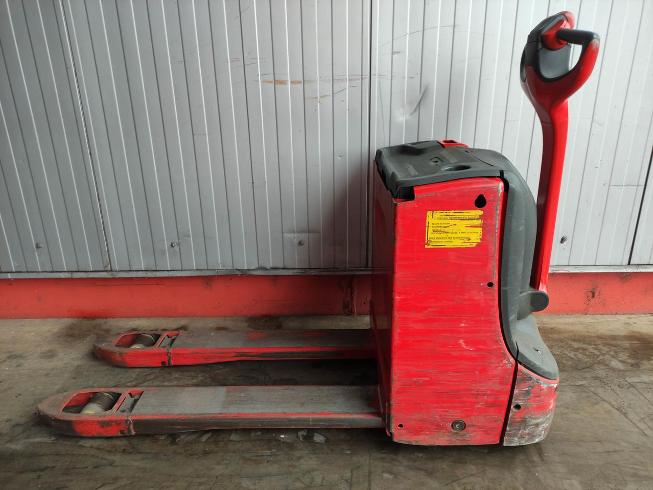Linde T16-1152 - Stoccatore: foto 1 Linde T16-1152 - Stoccatore: foto 1