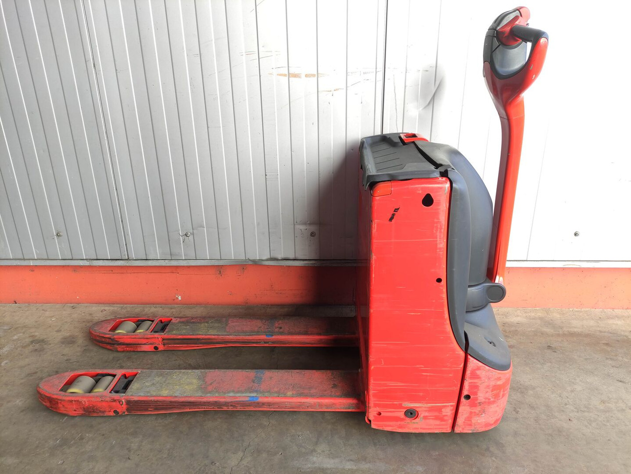 Linde T18-1152 - Transpallet: foto 1 Linde T18-1152 - Transpallet: foto 1