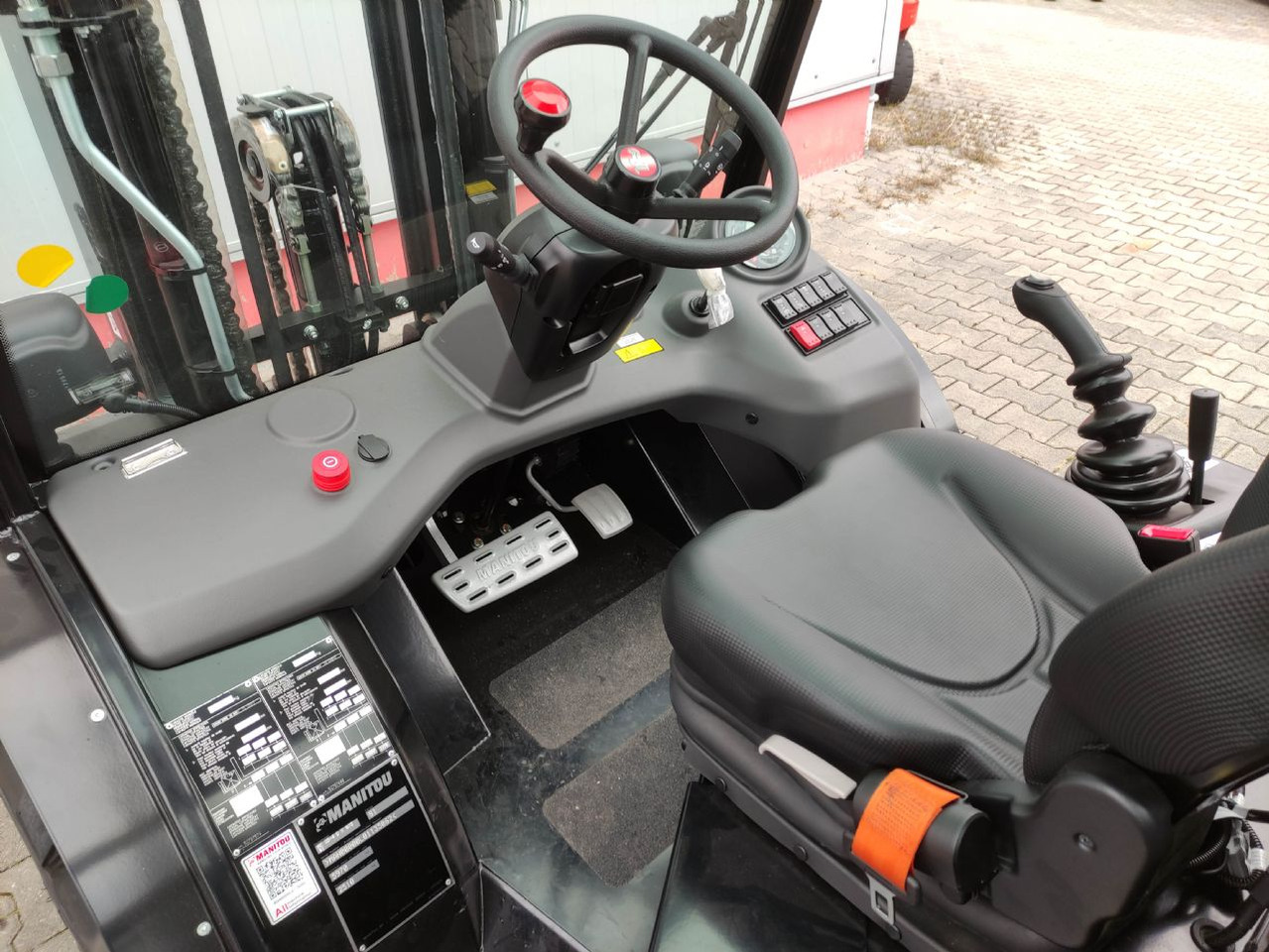 Manitou MC25-4 DK ST5 S1 (NEU) - Carrello elevatore fuoristrada: foto 5 Manitou MC25-4 DK ST5 S1 (NEU) - Carrello elevatore fuoristrada: foto 5