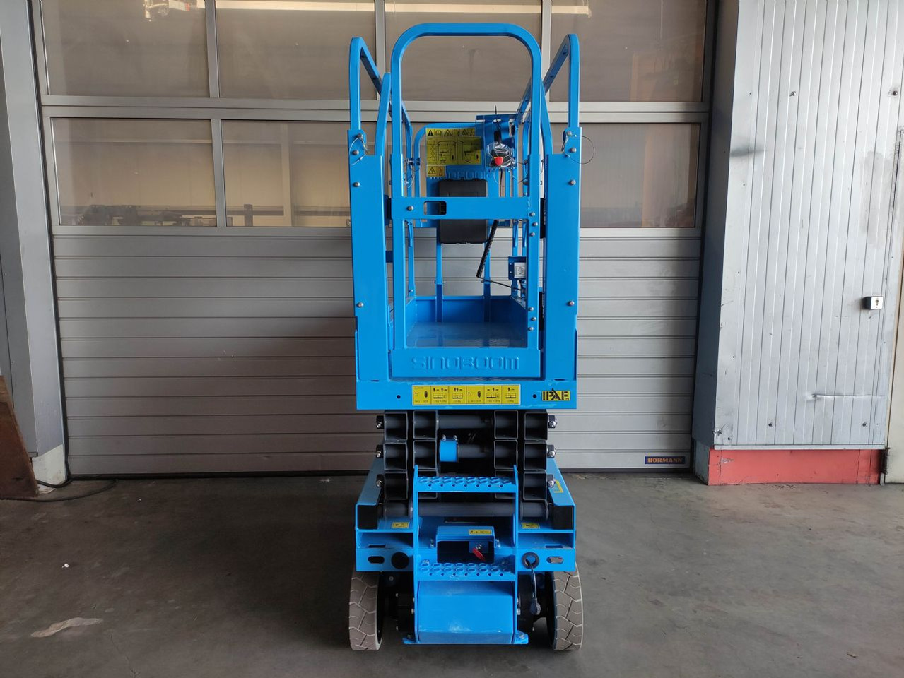 Sinoboom 1932ME/GTJZ0608ME *NEU* - Piattaforma a pantografo: foto 4 Sinoboom 1932ME/GTJZ0608ME *NEU* - Piattaforma a pantografo: foto 4