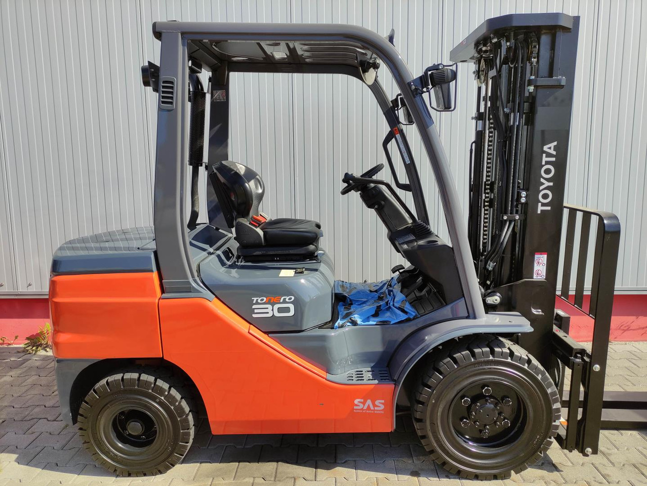 Toyota 52-8FDF30 - Carrello elevatore diesel: foto 2 Toyota 52-8FDF30 - Carrello elevatore diesel: foto 2