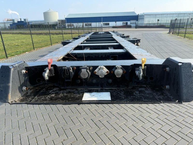 Kögel PORT 40 SIMPLEX 20 CONTAINER CHASSIS, NL TRAILER, 2020 - Semirimorchio portacontainer/ Caisse interchangeable: foto 4 Kögel PORT 40 SIMPLEX 20 CONTAINER CHASSIS, NL TRAILER, 2020 - Semirimorchio portacontainer/ Caisse interchangeable: foto 4