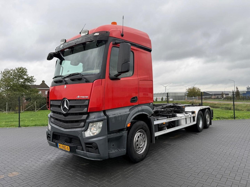 Mercedes-Benz ACTROS HAAKARM SYSTEEM, GOEDE STAAT, OMVORMER, 616.802 KM. - Autocarro scarrabile: foto 3 Mercedes-Benz ACTROS HAAKARM SYSTEEM, GOEDE STAAT, OMVORMER, 616.802 KM. - Autocarro scarrabile: foto 3