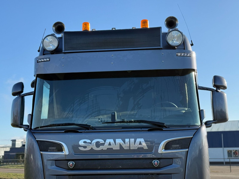 Scania R450 HANDGESCHAKELD, KABELSYSTEEM, ALCOA, LEATHER. - Autocarro scarrabile: foto 5 Scania R450 HANDGESCHAKELD, KABELSYSTEEM, ALCOA, LEATHER. - Autocarro scarrabile: foto 5