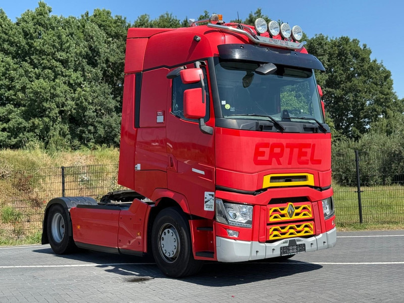 Renault T520 HIGH PARK COOL, FULL SPOILER, STEEL/AIR, 2 TANKS, 2 BEDS, FRIGO - Trattore stradale: foto 1 Renault T520 HIGH PARK COOL, FULL SPOILER, STEEL/AIR, 2 TANKS, 2 BEDS, FRIGO - Trattore stradale: foto 1