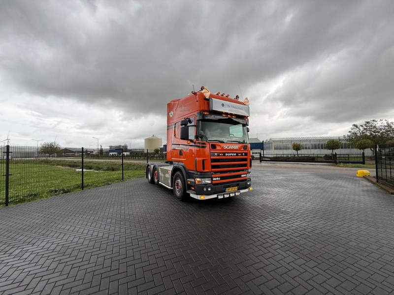 Scania R 164 GA 6X2/4 NA 580 SHOW TRUCK, GESTUURDE VOORLOPER, COMPLEET, TOP. - Trattore stradale: foto 4 Scania R 164 GA 6X2/4 NA 580 SHOW TRUCK, GESTUURDE VOORLOPER, COMPLEET, TOP. - Trattore stradale: foto 4