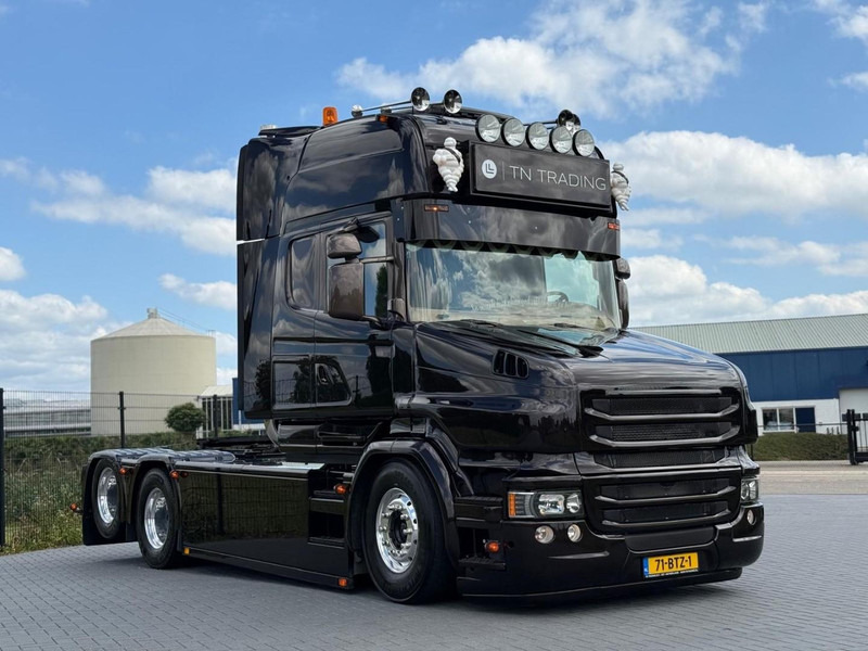Scania R 580 LB 6X2 HNB TORPEDO, NIEUW STAAT, VOL OPTIES, SHOW TRUCK, VOL!! - Trattore stradale: foto 1 Scania R 580 LB 6X2 HNB TORPEDO, NIEUW STAAT, VOL OPTIES, SHOW TRUCK, VOL!! - Trattore stradale: foto 1