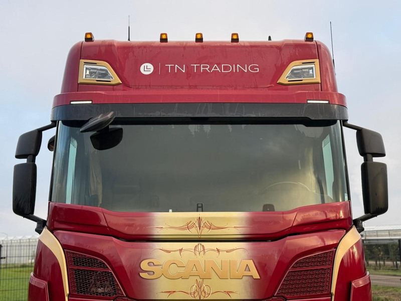Scania R410 VOLLUCHT, 2 TANKS, LEER, ALCOA, SMART 2 TACHO, LEDER. - Trattore stradale: foto 5 Scania R410 VOLLUCHT, 2 TANKS, LEER, ALCOA, SMART 2 TACHO, LEDER. - Trattore stradale: foto 5