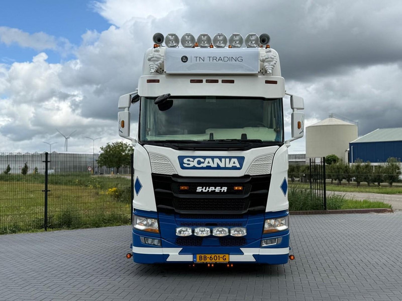 Scania R450 SHOW TRUCK, INTERIOR, STEERING, RETARDER, 570.000 KM. - Trattore stradale: foto 2 Scania R450 SHOW TRUCK, INTERIOR, STEERING, RETARDER, 570.000 KM. - Trattore stradale: foto 2