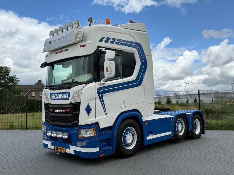 Scania R450 SHOW TRUCK, INTERIOR, STEERING, RETARDER, 570.000 KM. - Trattore stradale: foto 3 Scania R450 SHOW TRUCK, INTERIOR, STEERING, RETARDER, 570.000 KM. - Trattore stradale: foto 3