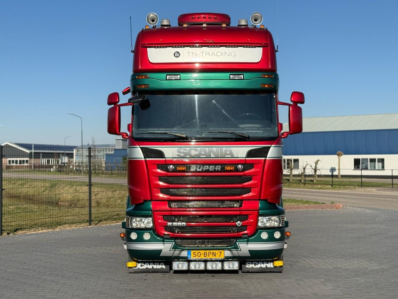 Scania R560 SHOW TRUCK, INTERIOR, FULL AIR, LIKE NEW. - Trattore stradale: foto 2 Scania R560 SHOW TRUCK, INTERIOR, FULL AIR, LIKE NEW. - Trattore stradale: foto 2