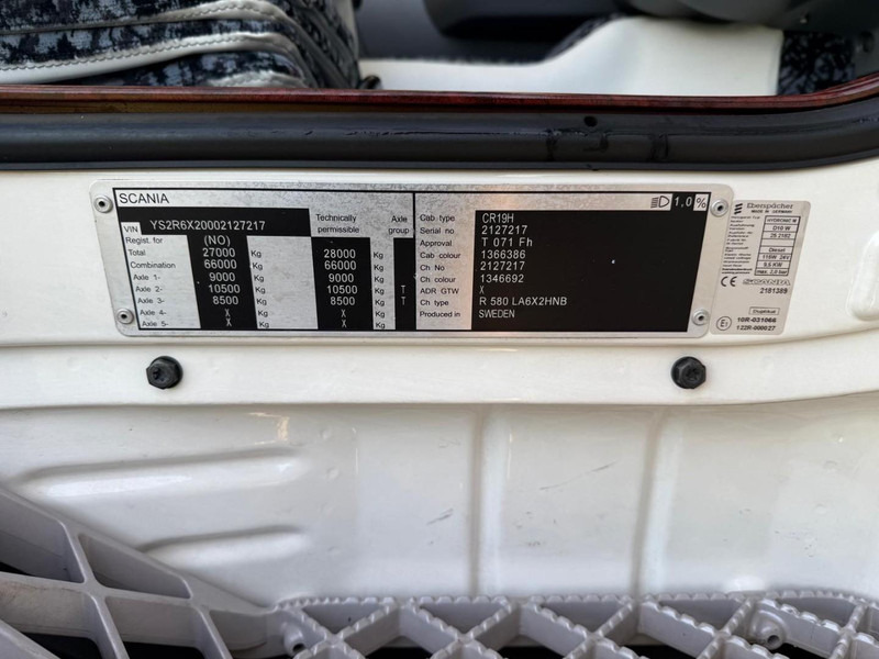 Trattore stradale Scania R580 VOLLE SHOWTRUCK, VOLLUCHT, OPEN UITLAAT, INTERIEUR.: foto 18 Trattore stradale Scania R580 VOLLE SHOWTRUCK, VOLLUCHT, OPEN UITLAAT, INTERIEUR.: foto 18