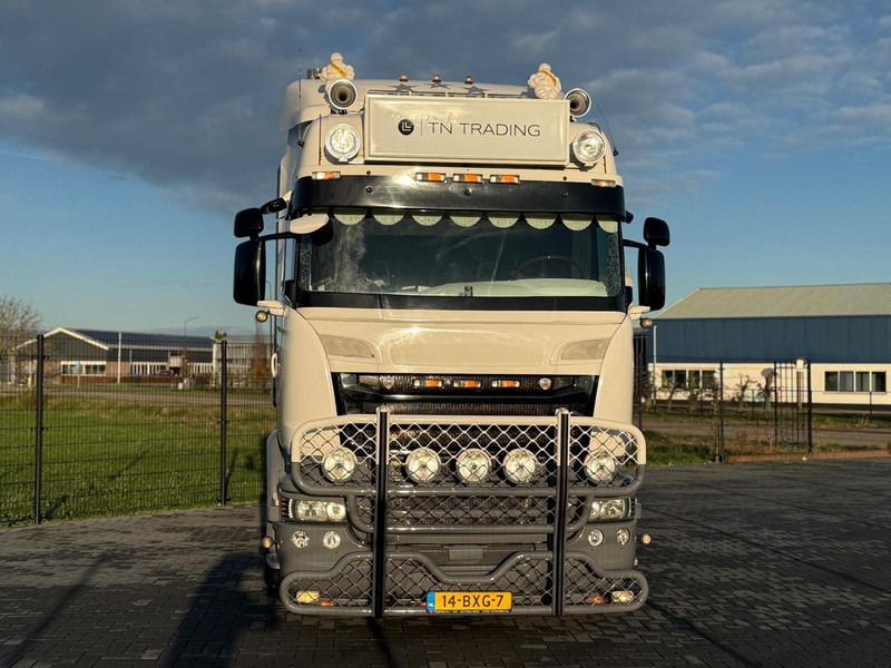 Scania R580 VOLLE SHOWTRUCK, VOLLUCHT, OPEN UITLAAT, INTERIEUR. - Trattore stradale: foto 2 Scania R580 VOLLE SHOWTRUCK, VOLLUCHT, OPEN UITLAAT, INTERIEUR. - Trattore stradale: foto 2