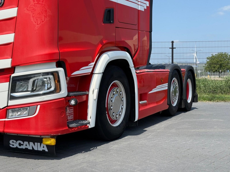 Scania S500 VOLLUCHT, GESTUURD, SHOWTRUCK, LEER. - Trattore stradale: foto 4 Scania S500 VOLLUCHT, GESTUURD, SHOWTRUCK, LEER. - Trattore stradale: foto 4