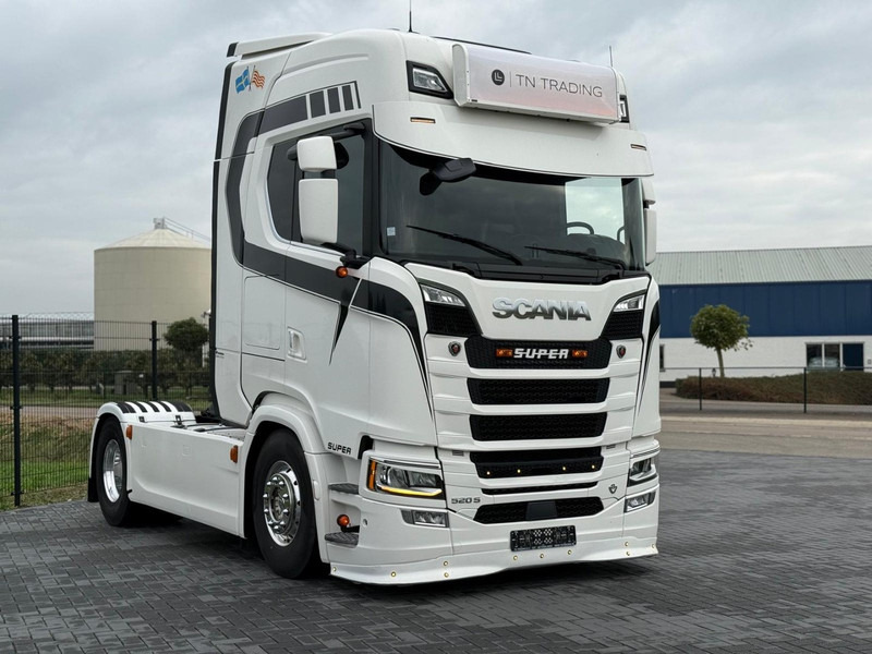 Scania S520 V8 NGS FULL SPOILER, PARK COOLER, FULL AIR, RETARDER, 6 BALLOONS. - Trattore stradale: foto 1 Scania S520 V8 NGS FULL SPOILER, PARK COOLER, FULL AIR, RETARDER, 6 BALLOONS. - Trattore stradale: foto 1