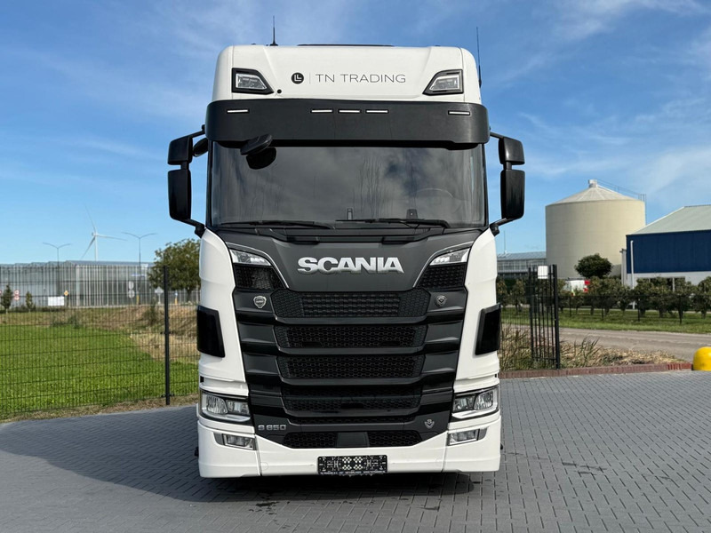 Scania S650 V8 NGS PARK COOL, VOLLUCHT, HYDRAULIEK, PTO, RETARDER, VOL SPOILER. - Trattore stradale: foto 5 Scania S650 V8 NGS PARK COOL, VOLLUCHT, HYDRAULIEK, PTO, RETARDER, VOL SPOILER. - Trattore stradale: foto 5