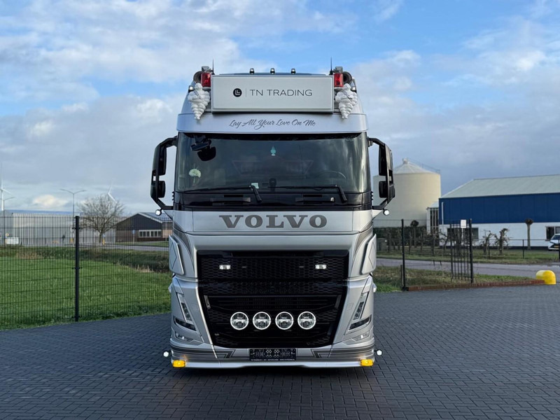 Volvo FH 13.460XL SHOW, ALCOA, INTERIEUR, ALS NIEUW, PUSHER, TOP. - Trattore stradale: foto 3 Volvo FH 13.460XL SHOW, ALCOA, INTERIEUR, ALS NIEUW, PUSHER, TOP. - Trattore stradale: foto 3