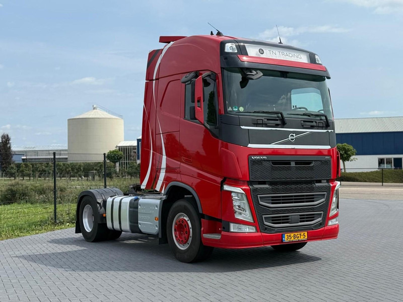 Volvo FH13.420 ADR, SMART TACHO 2, NL TRUCK, ALCOA, STEEL/AIR, PERFECT CONDITION, 2X TANK. - Trattore stradale: foto 1 Volvo FH13.420 ADR, SMART TACHO 2, NL TRUCK, ALCOA, STEEL/AIR, PERFECT CONDITION, 2X TANK. - Trattore stradale: foto 1
