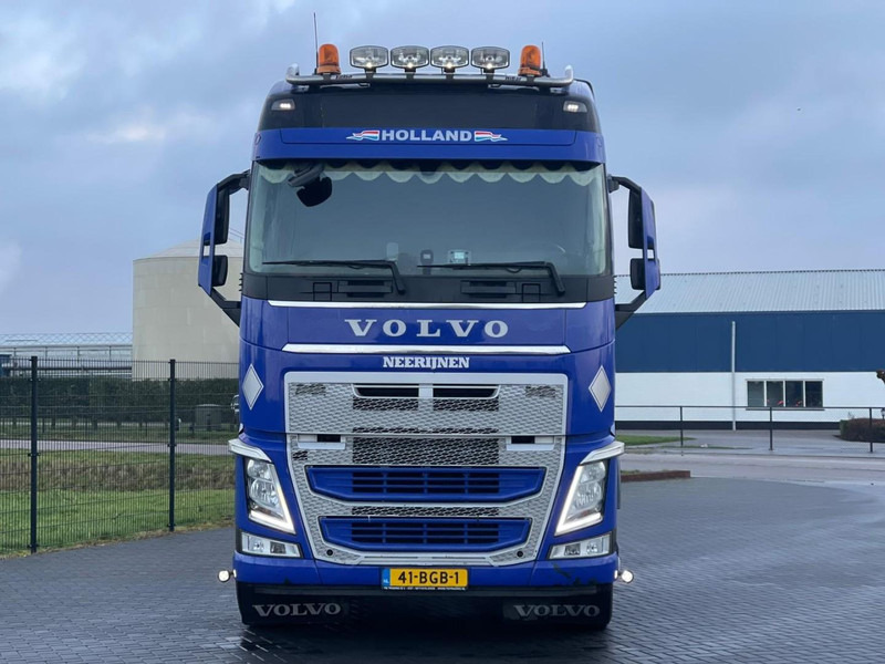 Volvo FH 460 NL TRUCK, ALCOA WHEELS, 2X TANK, CONTAINER! - Autocarro portacontainer/ Caisse interchangeable: foto 2 Volvo FH 460 NL TRUCK, ALCOA WHEELS, 2X TANK, CONTAINER! - Autocarro portacontainer/ Caisse interchangeable: foto 2