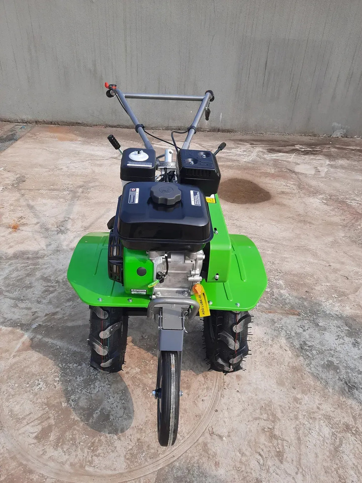 Ciągnik jednoosiowy Grünwelt GW-MH85 (bez oleju przekładniowego i silnikowego) - Motozappa: foto 4 Ciągnik jednoosiowy Grünwelt GW-MH85 (bez oleju przekładniowego i silnikowego) - Motozappa: foto 4