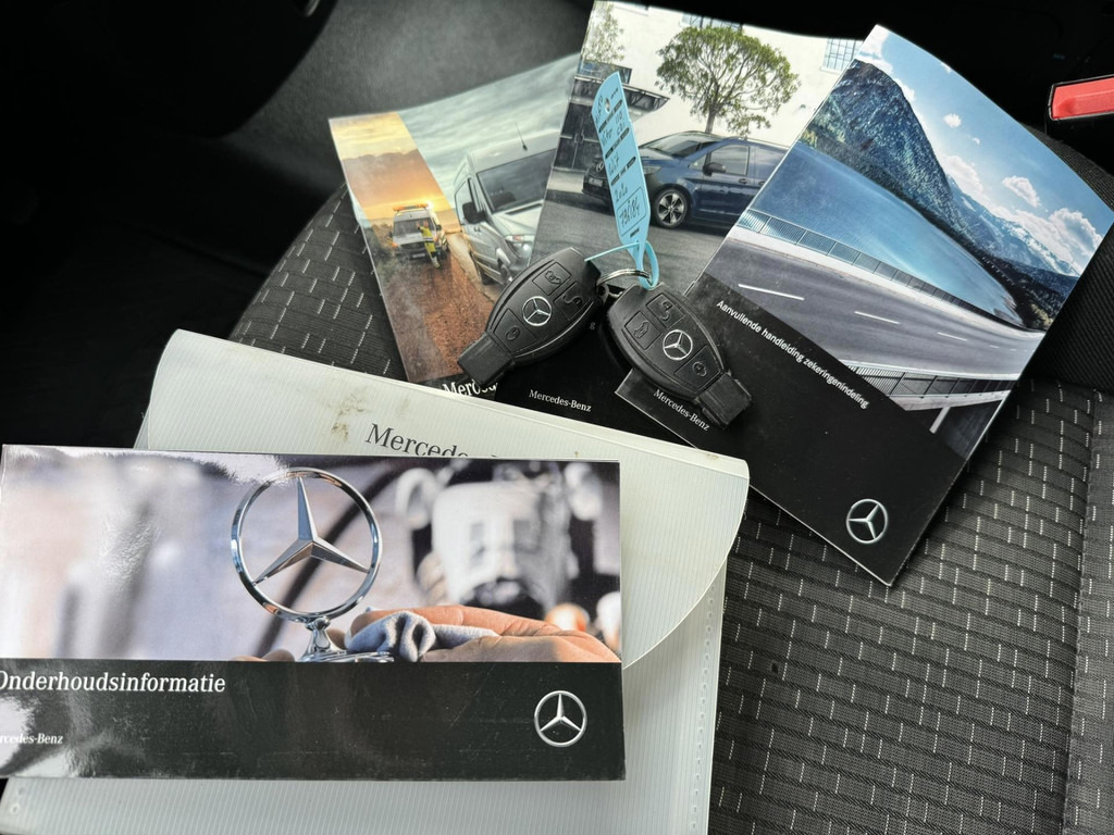 Mercedes-Benz Vito-110 Dubbele Cabine Facelift Comfort Leder stuurwiel Airco Radio+media - Furgone doppia cabina: foto 3 Mercedes-Benz Vito-110 Dubbele Cabine Facelift Comfort Leder stuurwiel Airco Radio+media - Furgone doppia cabina: foto 3