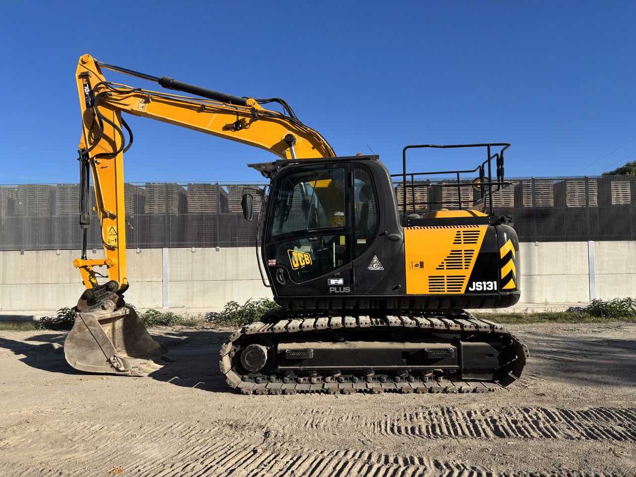 JCB JS131LC - Escavatore cingolato: foto 2 JCB JS131LC - Escavatore cingolato: foto 2