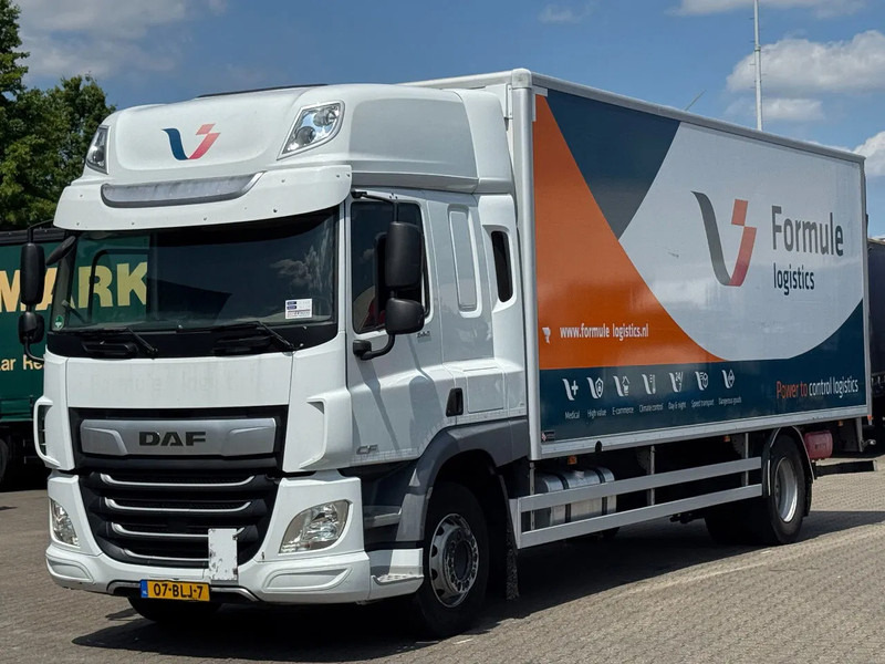 DAF CF 260 4x2 Gesloten Opbouw / Euro 6 / Laadklep / Apk! - Autocarro furgonato: foto 1 DAF CF 260 4x2 Gesloten Opbouw / Euro 6 / Laadklep / Apk! - Autocarro furgonato: foto 1