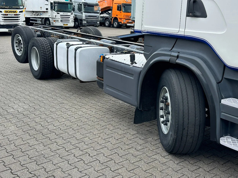 Scania R580 V8 6x2*4 Chassis Retarder Full Air 4.90 Wb Euro 6 - Autocarro telaio: foto 2 Scania R580 V8 6x2*4 Chassis Retarder Full Air 4.90 Wb Euro 6 - Autocarro telaio: foto 2