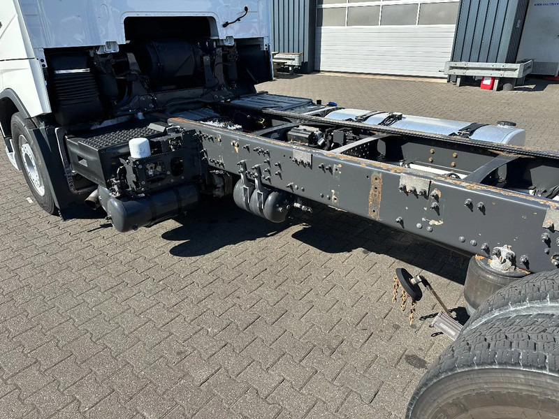 Autocarro telaio Volvo FH 16.650 6x2 Chassis Retarder Euro 6 WB 4.30 Full Air: foto 9